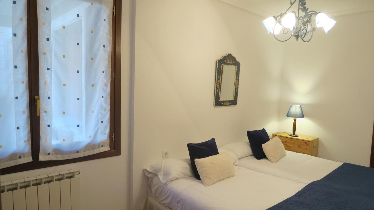 Apartamentos Palacio Azcarate Travesia Calvario Ескарай Екстер'єр фото